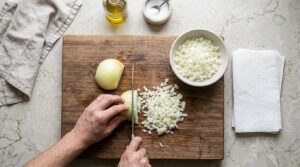how to dice an onion without crying